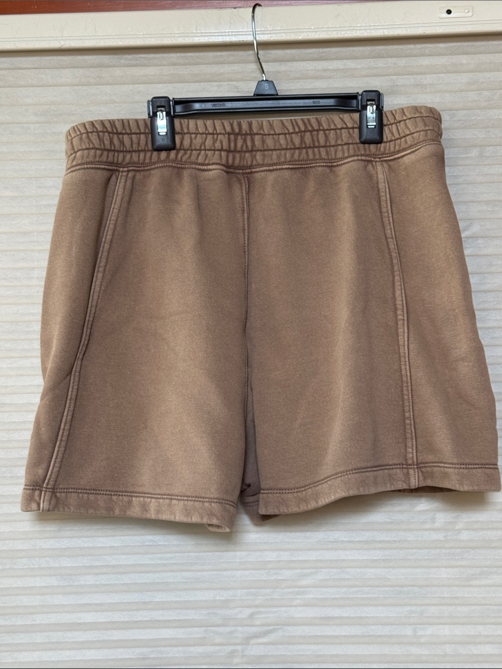 NWOT FP sprint to the finish shorts in hickory size medium - Picture 7 of 8